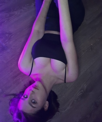 Анкета проститутки Анна - город Хнов, 20 лет, №15019